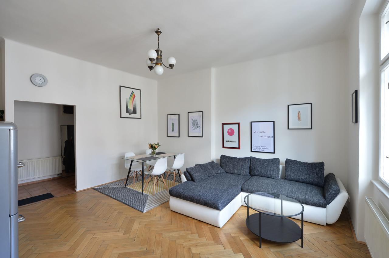Old Town Sq. Apartment Πράγα Εξωτερικό φωτογραφία